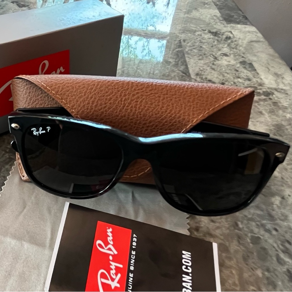 Ray-Ban Polarized New Wayfarer Black Sunglasses-Unisex 0RB2132 Shiny Black